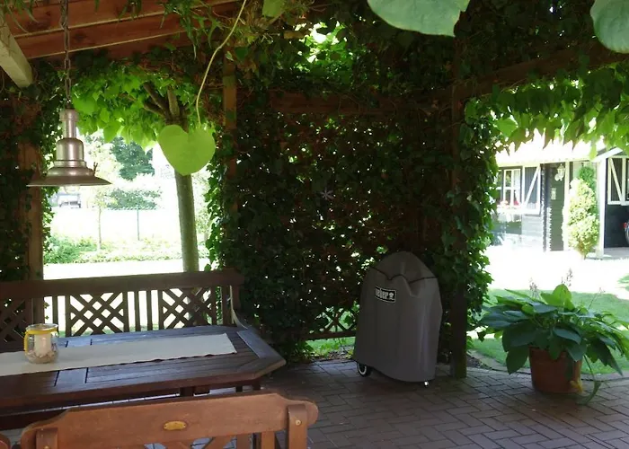 Schwalbenrast * Lembruch